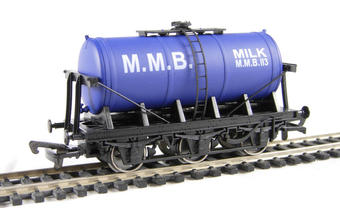 6 wheel milk tanker in "Milk Marketing Board 113" livery