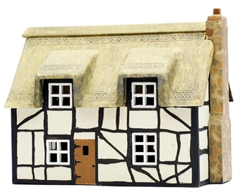 Thatched Cottage plastic kit