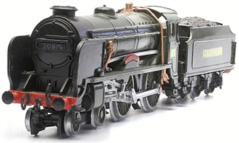 Schools Class - "Harrow" steam loco plastic kit