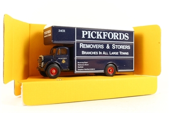 Bedford Luton Van - 'Pickfords - Sheffield'