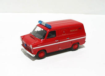 Ford transit Mk1 emergency tender "Warwickshire Fire Brigade"