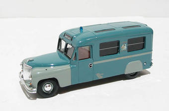 1949 Daimler Ambulance/Hooper "Notts CC.Ambulance Service"