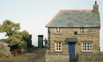 "Craftsman" kit - Farm cottage scene