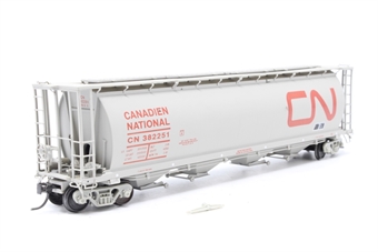 Cylindrical grain hopper of the Canadian National CN 382251