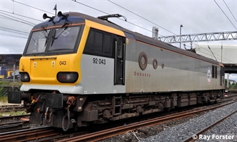 Class 92 92043 "Debussy" in Two Tone grey with Europorte branding - Cancelled from production