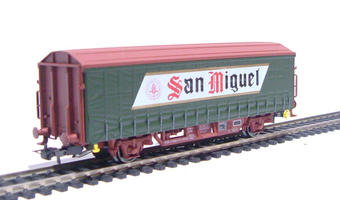 Epoch IV curtainsided Hins type beer wagon of the Spanish Railways RENFE in "San Miguel" green and brown livery