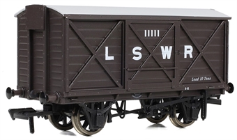 LSWR 10t Ventilated van in LSWR brown - 11111