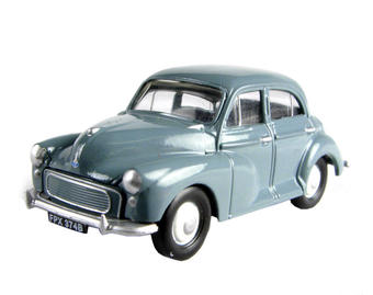 Morris Minor 4-door in grey