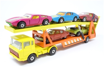 Big Mover Gift Set - Includes DAF Car Transporter and Five Cars
