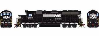 GP40-2 EMD 3019 of the Norfolk Southern - digital sound fitted