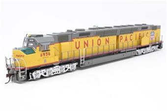 DDA40X EMD 6936 of the Union Pacific - digital sound fitted
