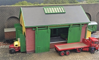 Single track goods shed - plastic kit