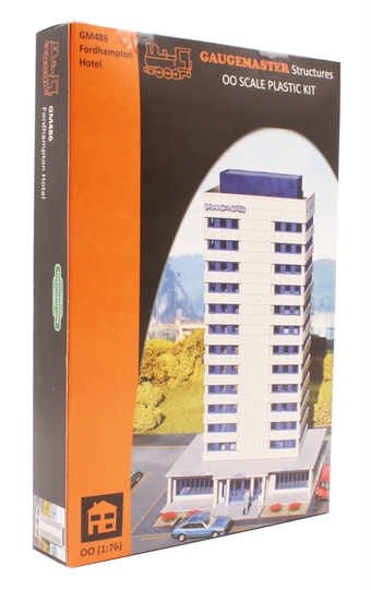 Multi-storey hotel building - plastic kit