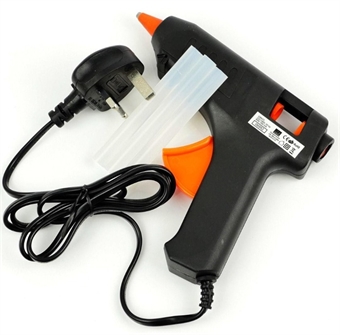 Low temperature glue gun with 3 glue sticks