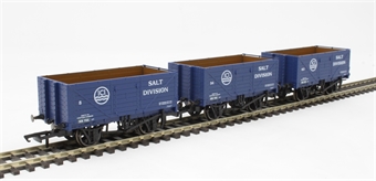Pack of three 7-plank open wagons "ICI"