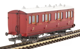 4 wheel composite (1st/2nd) 2062 in SECR livery - with working lighting