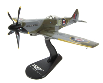 Supermarine Spitfire Mk XIV Royal Air Force MV268/JE-J Duxford Flying Legends Air Show 2006