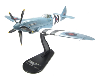 Supermarine Spitfire PR Mk XIX Royal Air Force PM631 No203 Squadron, Advanced Flying School, 1949 