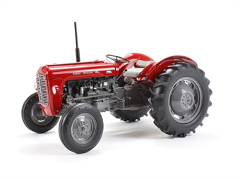 Massey Ferguson 35 (1959) tractor - red.