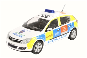 Vauxhall Astra - Thames Valley Police