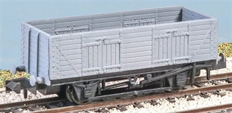 LNER 20 ton loco coal wagon - plastic kit