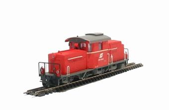 Class BR2091.11 Diesel loco of the Austrian OBB in orange livery Epoch 5