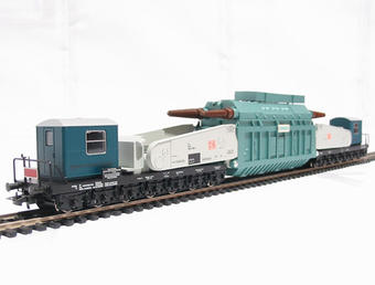 14 axle transformer transport wagon of the German DB in "SIEMENS" metallic blue livery Epoch V