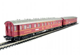 Set of 2 sleeping cars of the German DB in DSG red & yellow liver Epoch 3