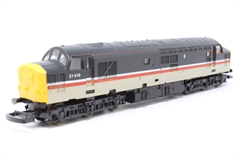 Class 37 37419 in Intercity Livery - Split from set
