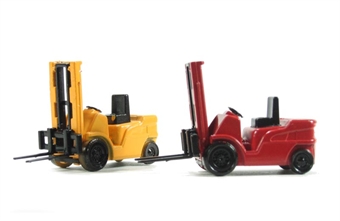 Pack of two Forklifts - 1 red & 1 yellow