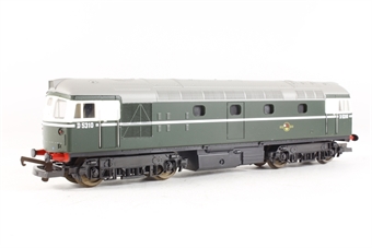 Class 26 Diesel. D5310 BR Green.