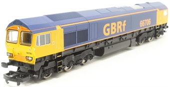 Class 66 diesel 66706 in GB Railfreight livery