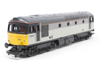 Class 33 33033 in Railfreight grey