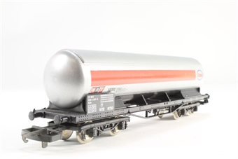 Bogie Tank Wagon - 'Esso'