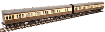 Pair of two GWR 'B' set coaches in GWR chocolate and cream - "Kingham Branch"