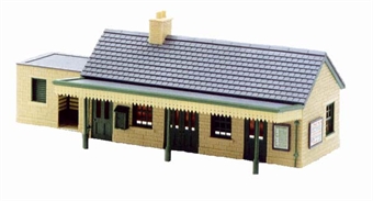 Stone-built country station building - plastic kit