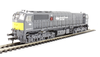 Irish Class 071/111 diesel locomotive 071 in IE grey with yellow end panels. Ltd production of 250 pieces