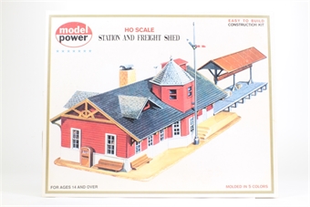 Station and Freight Shed Construction Kit