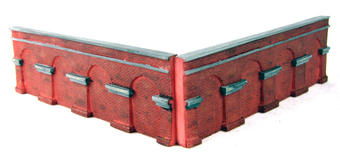 Brick retaining walls - Level: Pack 3 - Lyddle End Range