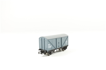 Fish van in "Express Parcels" BR blue livery E88001