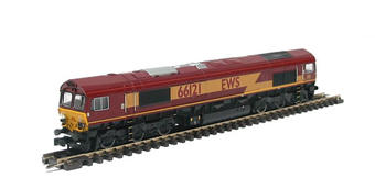 Class 66 diesel 66121 in EWS livery