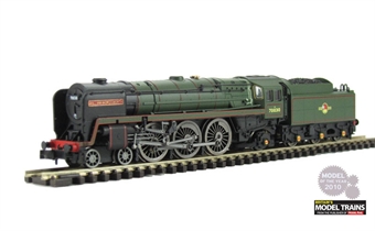 Britannia Pacific 4-6-2 70030 "William Wordsworth" in British Railways green with late crest