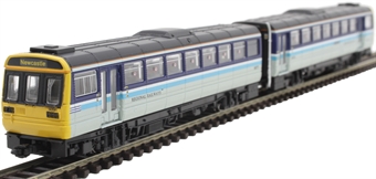 Class 142 'Pacer' 2 car DMU 142081 in Regional Railways livery - DCC fitted
