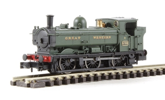 Class 57xx Pannier tank steam loco 6739 in Great Western green livery