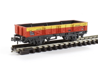 Ferry tube wagon "Satlink Western" in red & yellow