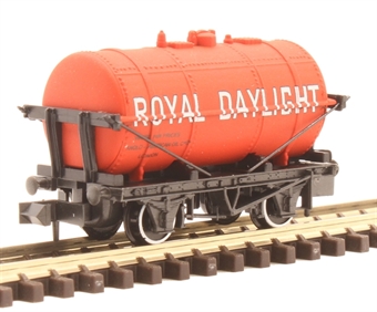 Petrol tank wagon - 'Royal Daylight'