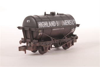 Highland Bitumens Tank Wagon, black, weathered