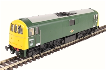 Class 71 E5010 in BR green with full yellow ends