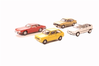 Pack of four assorted 1990s cars for Carflat wagons