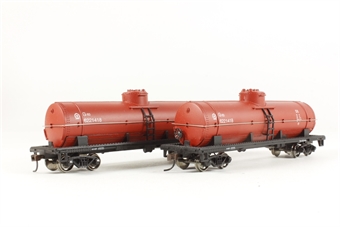 Pack of two Bachmann China 40ft Dome Tank Car in Red